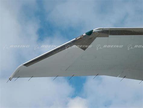 why b777 has no winglets